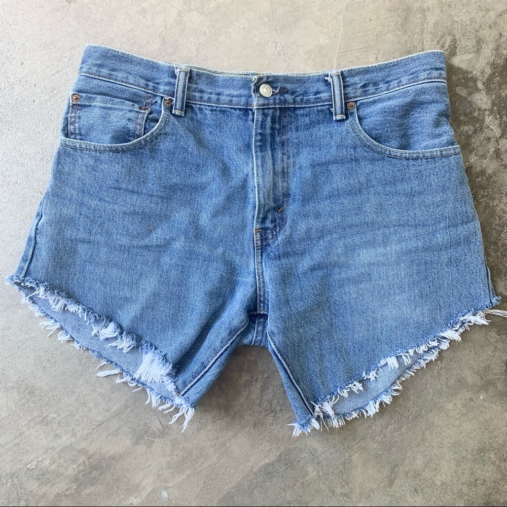 Levi’s High Waisted Cut off Jean Shorts 517